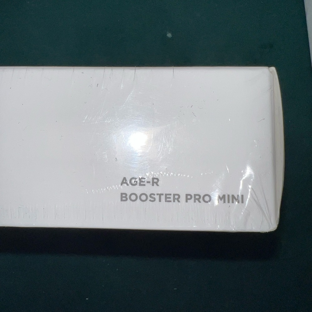 NIB sealed Medicube MiniBooster Pro,PortableGlow GlassSkin,KoreanSkinCare ORG$90 - Picture 7 of 7